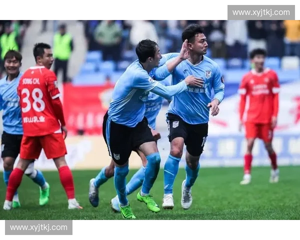 震撼逆转！本赛季最精彩足球大战，X队在最后时刻上演惊天绝杀战胜Y队